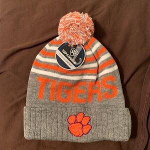 NEW!! Clemnson Tigers Beanie. Unisex
